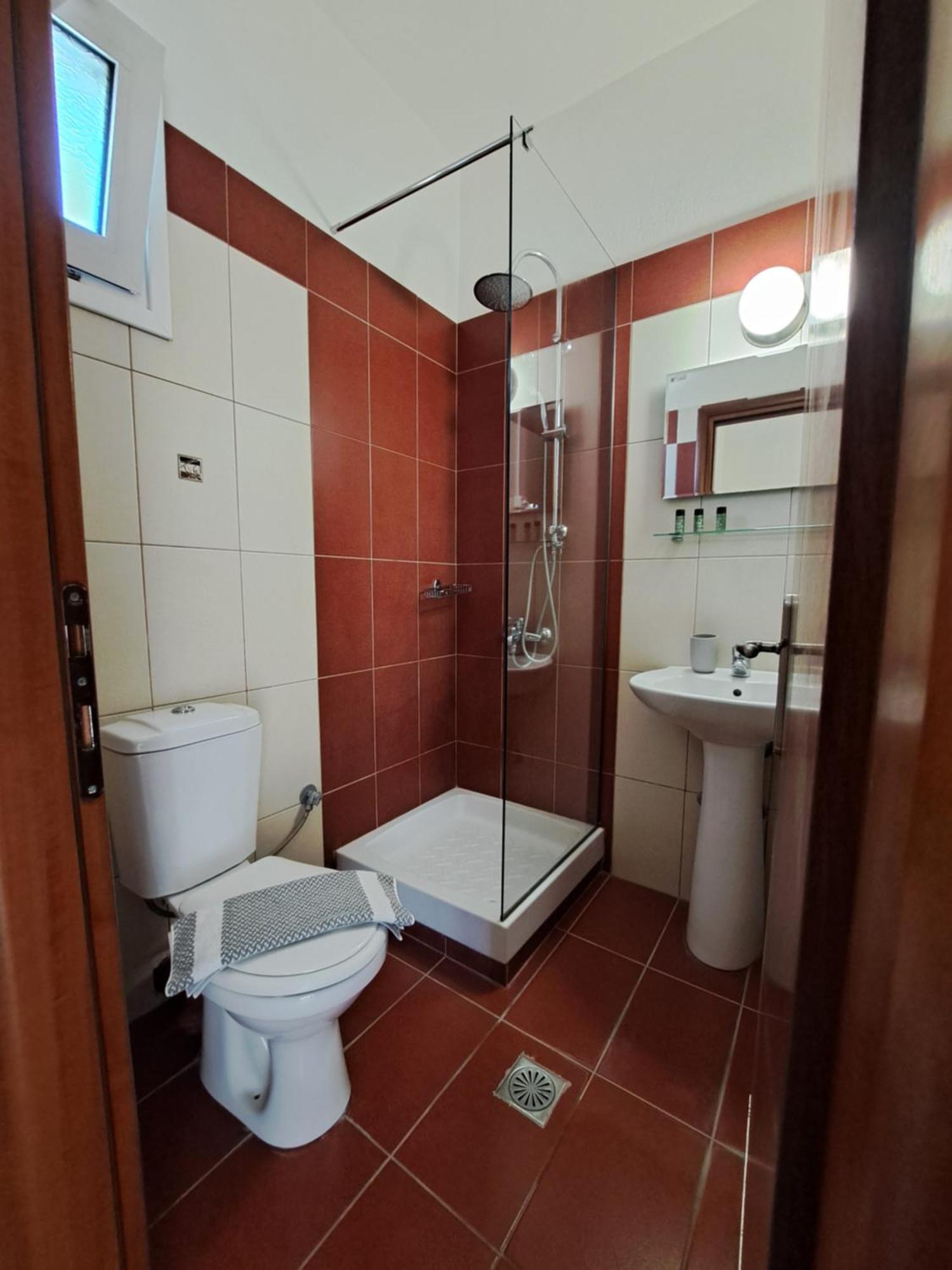 Studios Denis Ставрос Екстериор снимка